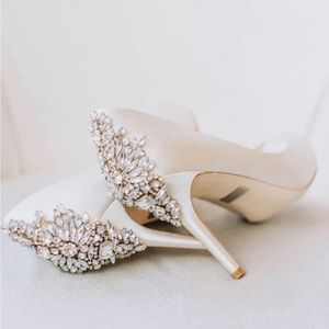 Badgley Mischka Nilla heels sz 8